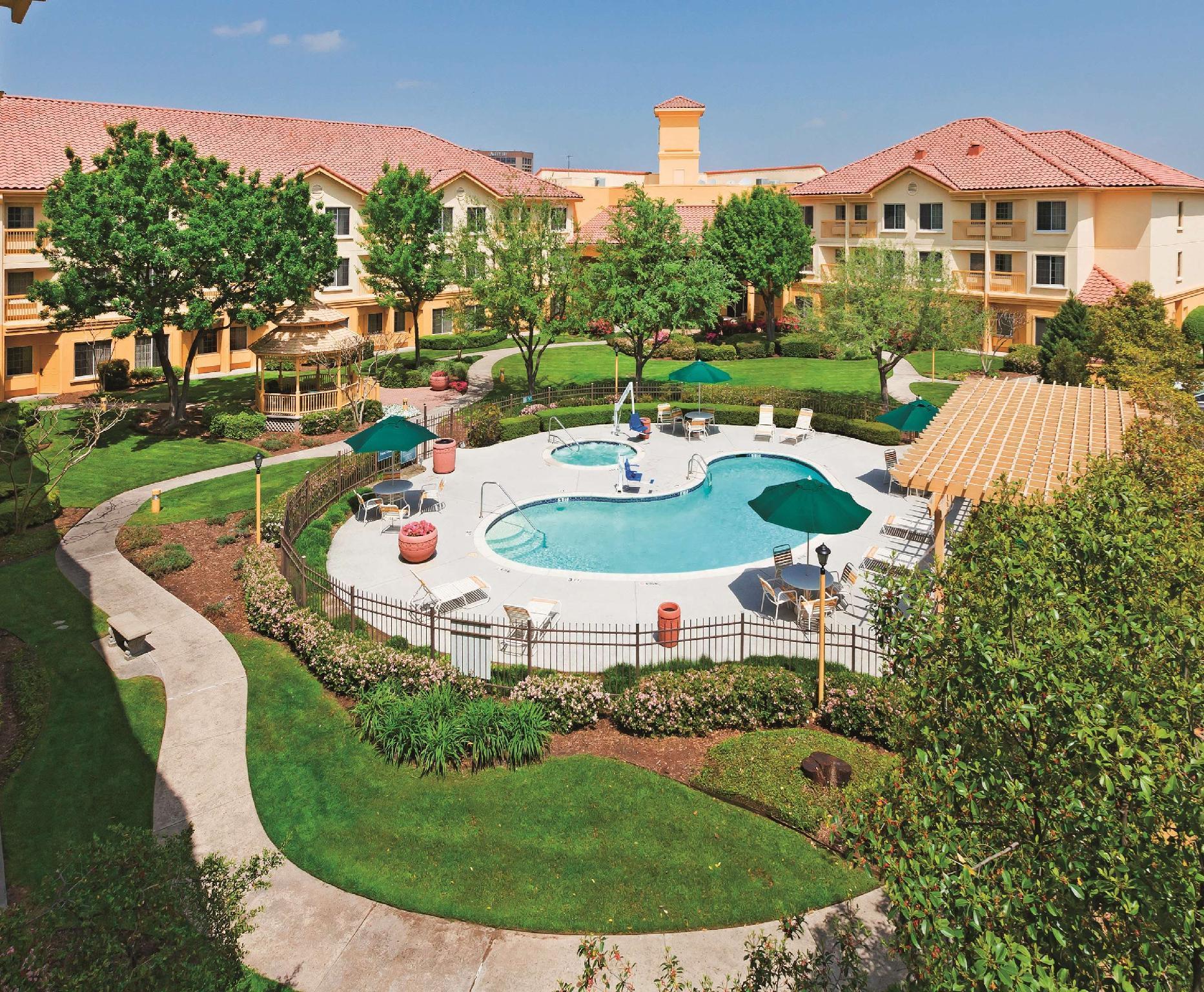 La Quinta By Wyndham Dallas Dfw Airport North Irving Exterior foto